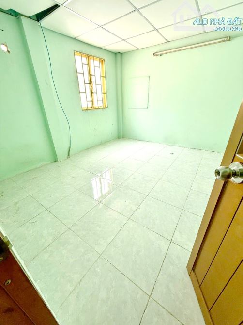 Bán nhà 1 lầu gần cầu Nguyễn Văn Cừ Phường 2 Quận 8 - 3