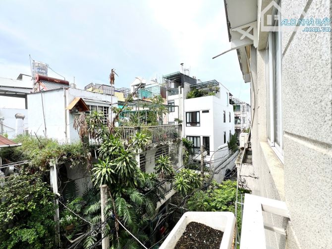 BÁN NHÀ HẺM XE HƠI 4 CHỖ THÔNG ĐƯỜNG NGUYỄN ĐÌNH CHÍNH - MỚI ĐẸP- 60M²- Giá 9,9 tỉ - 3