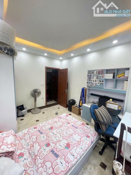 🔥🔥SIÊU HIẾM .NHÀ Ô ĐỒNG LẦM .ĐĐ. LÔ GÓC - 3 MẶT NGÕ - 3 BƯỚC RA HỒ. 50M2 5 TẦNG. 9,95 TỶ - 3