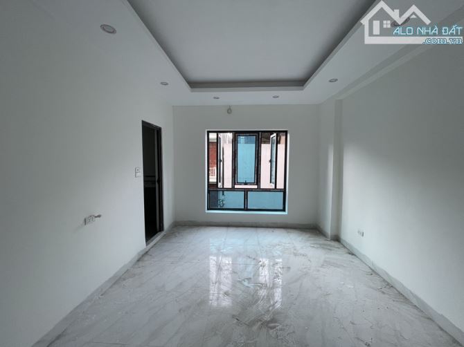 HIẾM CÓ – Ô TÔ SÁT NHÀ – 3 BƯỚC RA PHỐ – THANG MÁY NHẬP KHẨU – CHỈ 12.5 TỶ - 3