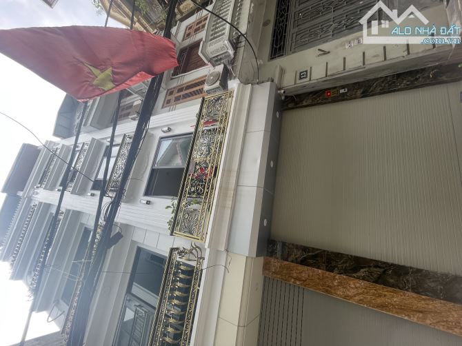 Bán nhà phân lô ô tô tránh Lạc Long Quân CG 7 tầng thang máy nhà đẹp chỉ 13 tỷ HIẾM! - 3
