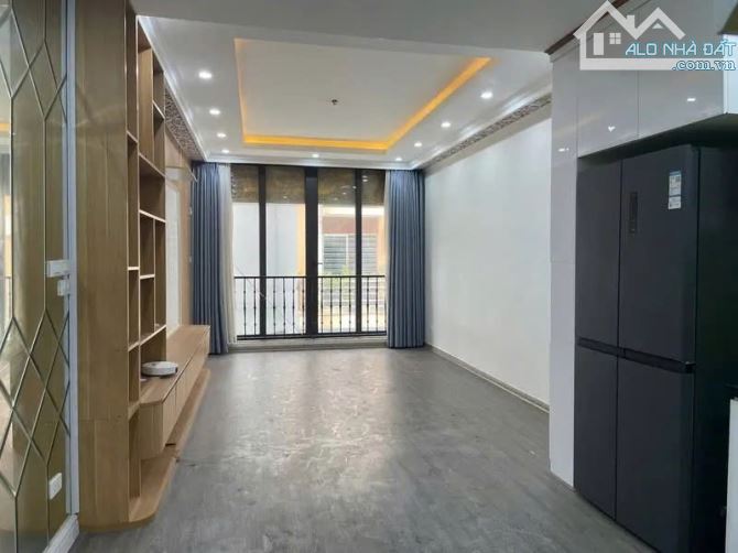 VÂN CANH – HOÀI ĐỨC – 43m² – 6 TẦNG – MẶT TIỀN 3,6M – GARA Ô TÔ - THANG MÁY – GIÁ 12,3 TỶ - 3