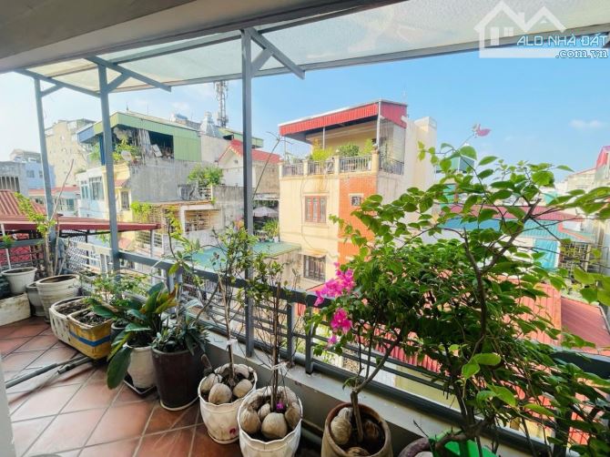 Mặt phố Thông Phong, Lô góc kinh doanh, DT 52m2, 5 tầng đẹp nhất Phố, giá cực chất - 3