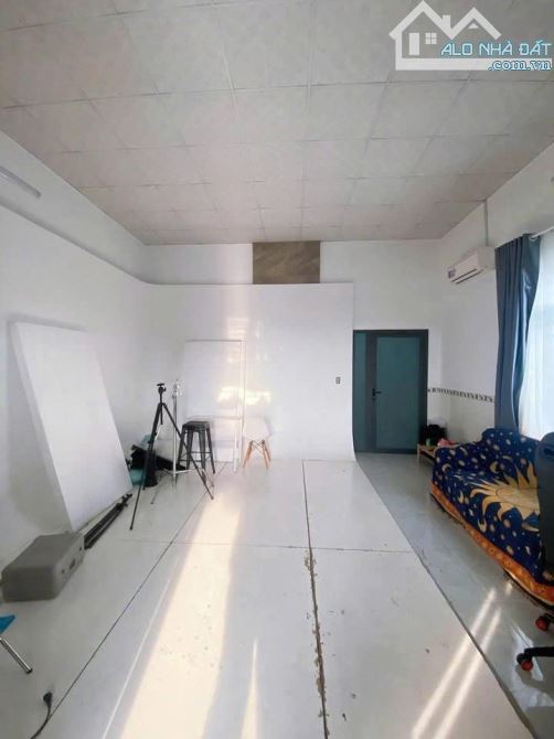 Xoay vốn bán gấp nhà ở Thới Tam Thôn - Hóc Môn . DT 97m2, giá 850triệu. SHR. - 3