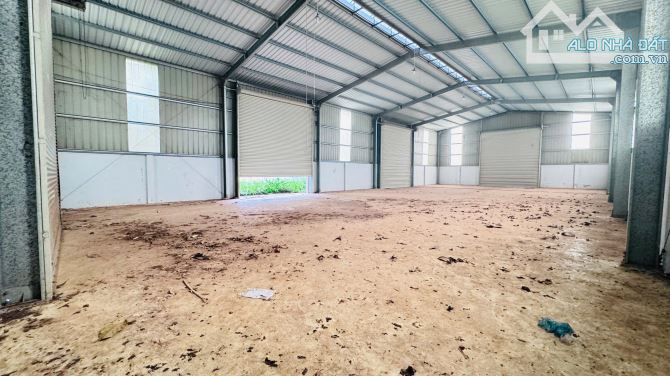 Chuyển nhượng 4000m2 showroom + kho xưởng mặt tiền ql14 - 3