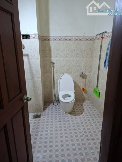 CHO THUÊ NHÀ 2 TẦNG ĐẸP 4PN MẶT TIỀN:  LÊ ANH XUÂN, HÒA CƯỜNG - 3
