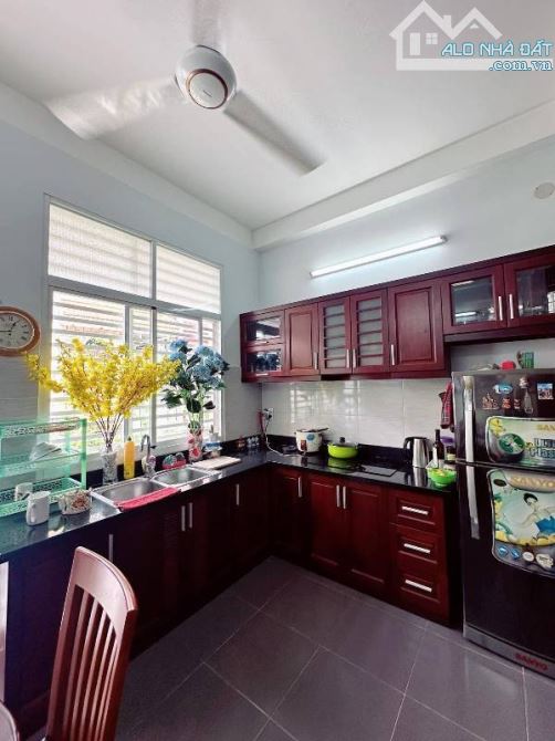 Bán nhà HXH 6m Phan Văn Sửu - Thông ra Cộng Hòa, DT: 4x14m Nhà mới 4 Tầng. Giá: 9.5 tỷ TL - 3