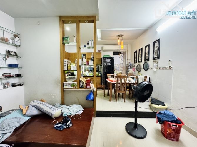 GẤP BÁN NHÀ ĐẸP 2 TẦNG NGAY BÙI THỊ XUÂN -HẺM 4M 62M2 - TẶNG NỘI THẤT CHỈ 8TỶ TL - 3