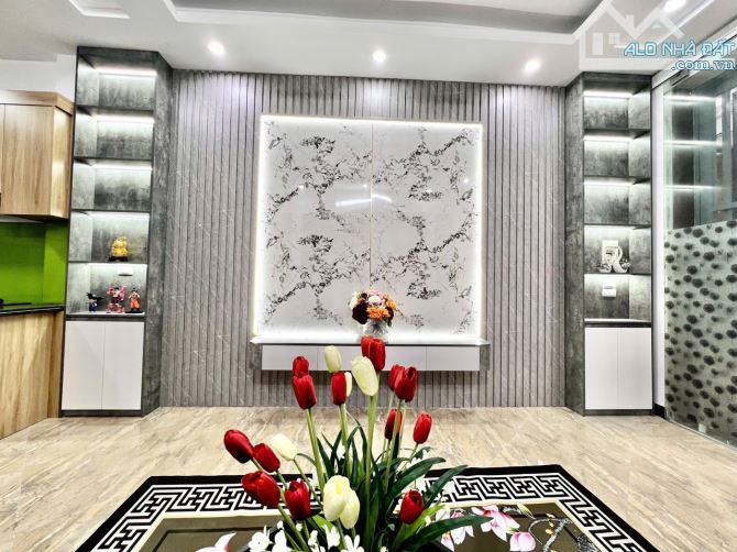 Ban nhà Thanh Lân 30m 5 tầng full nội thất, ô tô tải đỗ cổng, ở cực sướng - 3