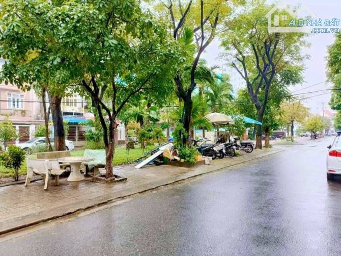 🔥 GIÁ ĐẦU TƯ 9,x TỶ: BÁN GẤP NHÀ 135M2 x 3 Tầng Mặt tiền Nguyễn Trác, Hải Châu, sát Sân b - 3