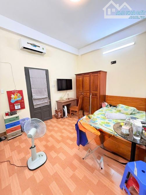 HẺM 5M ĐỒNG ĐEN - NGANG 4,5m P.14 TÂN BÌNH - NHÀ 3 TẦNG MỚI - 6.4 tỷ - 3