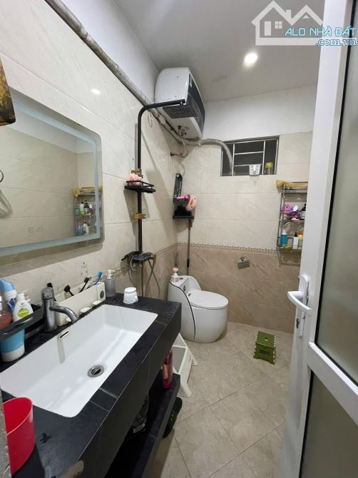 BÁN NHÀ ĐỐNG ĐA, BA GÁC ĐỖ CỬA, GẦN PHỐ, TẶNG NỘI THẤT, 35M2x5Tx4M, GIÁ 9,1 TỶ - 3