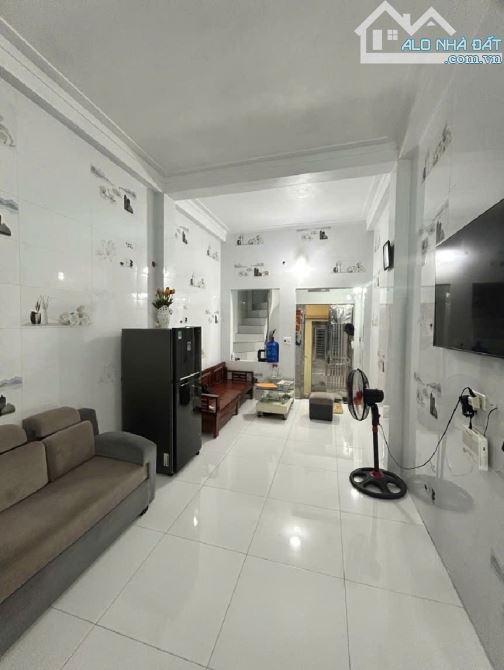 🏡 THẠCH BÀN –BÁN ĐẤT TẶNG NHÀ DÂN XÂY 36m² – 5 TỶ - 1
