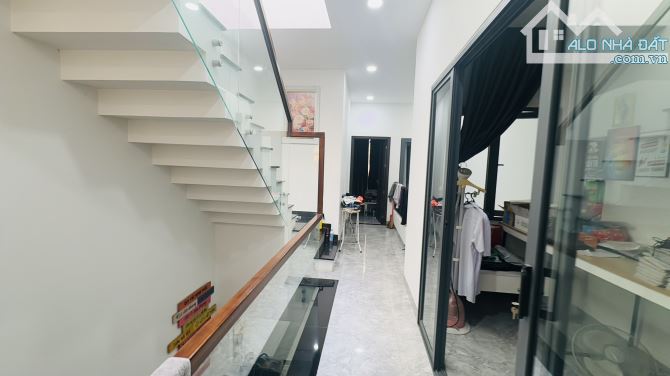 SIÊU HOT NHÀ MẶT TIỀN TIÊN SƠN 18 - 90M2 - 4 TẦNG 4 MÊ - GẦN CHỢ ĐẦU MỐI -NHÀ MỚI-9.5 TỶ - 3