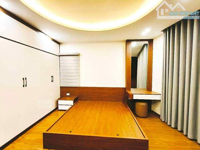 Căn duy nhất! Ngã 4 Lò Đúc giao Trần Khát Chân, lô góc, ngõ thông, thang máy, 38m2 * 5T - 3