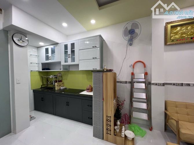 BÁN NHÀ GÓC HẺM BÀ HẠT TTQ10-DTSD 61M2 GẦN CHỢ NGUYỄN TRI PHƯƠNG-GIÁ CHỈ 5.8 TỶ - 3