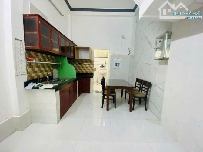 30. Cho thuê nhà hẻm Lê Lai có nội thất gần Cv Lưu Hữu Phước - Giá 6,5 triệu - 3