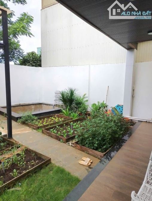 Nhà sân vườn Mặt tiền Bà Huyện Thanh Quan - 3