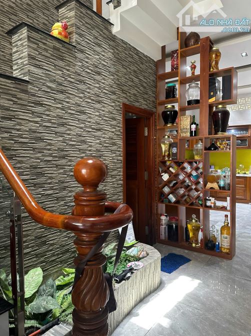 BÁN NHÀ TRỆT 2 LẦU HOÀN CÔNG - TRỤC CHÍNH KDC 148 - CÁCH ĐƯỜNG 3/2 ( 50m ). - 3