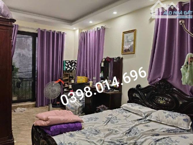 BÁN NHÀ ĐẸP ĐA SĨ - LÔ GÓC - Ô TÔ ĐỖ CỬA – PHÂN LÔ BÀN CỜ – NGÕ THÔNG TỨA TUNG – GIÁ CHỈ 8 - 3