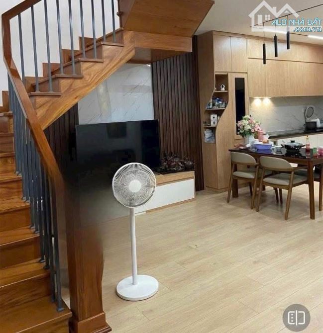 NHÀ GÓC 2 MẶT TIỀN TRẦN VĂN PHỤ HIỆN CÓ DÒNG TIỀN THU NHẬP 35tr/ tháng : Giá 12,5 tỷ - 3