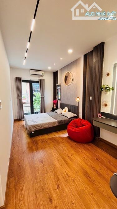 NHÀ MỚI 100% - LÔ GÓC THÔNG THOÁNG - PHAN TÂY HỒ - PN - 2 TẦNG - 3PN - 48M2 - NHỈNH 5 TỶ - 3
