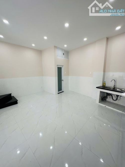 Ngộp Lý Thường Kiệt - 90m2 - HXH 3 tầng Giáp Quận 10 - Quận 11 - 3
