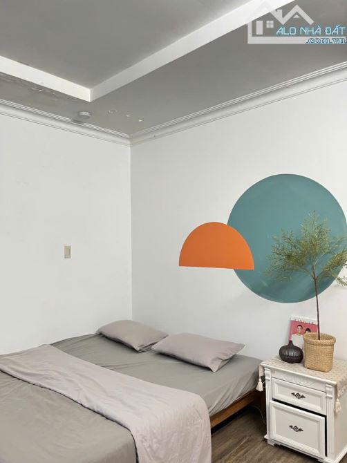 Căn hộ 1 PN + 1 phòng khách ngay quận 1, cửa sổ đón nắng, gần đại học UEH, Đại học Hoa Sen - 3