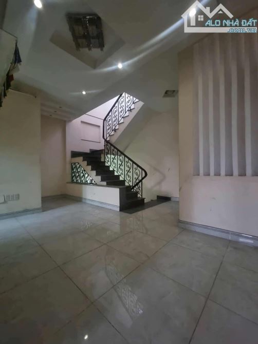 Nhà MT Nhánh 8m Trung Mỹ Tây 2A, 6x20m giá 7.59 Tỷ - 4