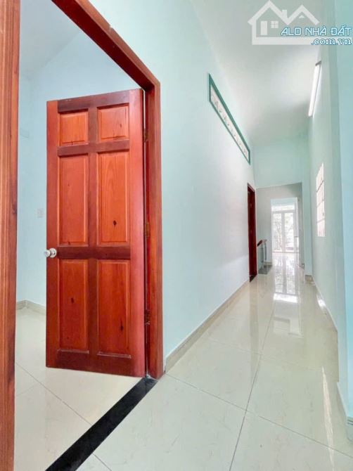 Bán nhà 2 tầng  phường dĩ an dt82,m2  gần chợ dĩ an 1 - 4