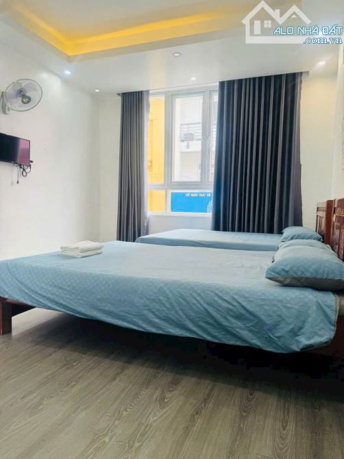Khác sạn mặt tiền đường Lê Quý Đôn_Cách hồ Xuân Hương , chợ Đà Lạt chỉ 400m - 4