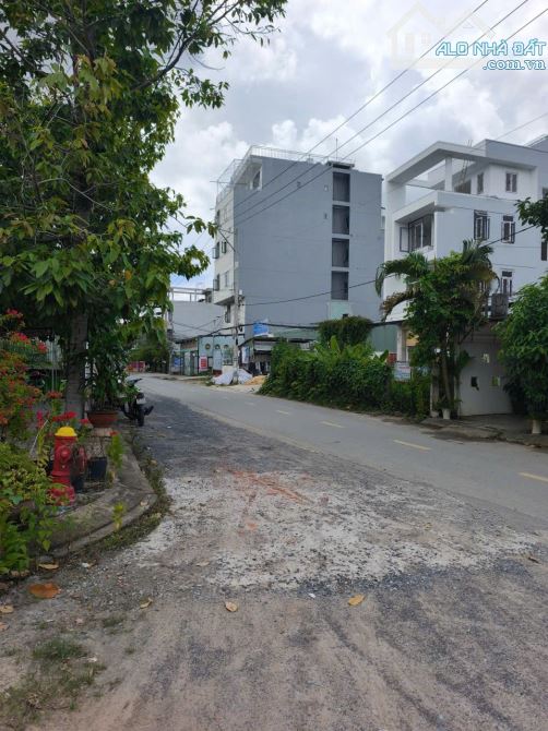 ĐẤT LỚN MẶT TIỀN NHÁNH VƯỜN LÀI AN PHÚ ĐÔNG GIÁ RẺ 68 TỶ - 4