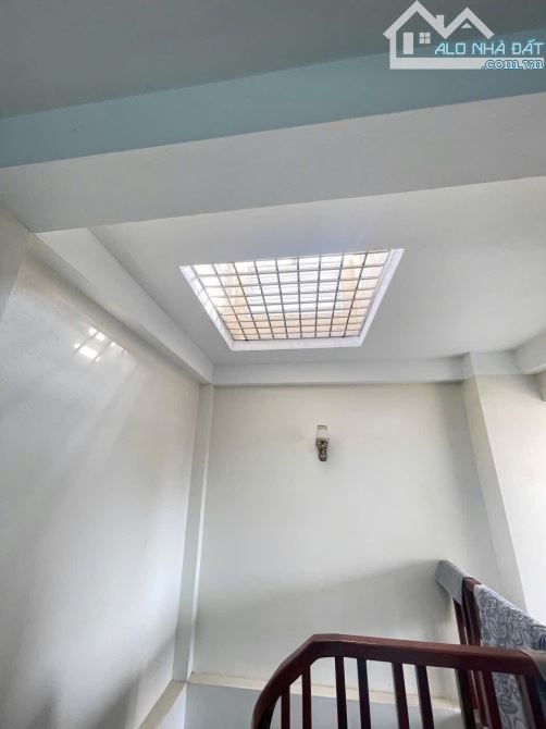 Ô Đồng Lầm, 50m, 6ngủ, Lô góc 3 mặt ngõ, Gần hồ thoáng mát, Sổ vuông, Nhà dân xây mới đẹp - 4