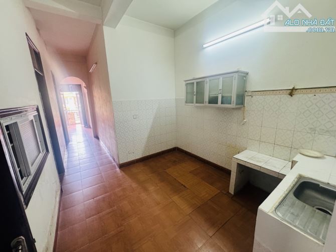 🏡 BÁN CĂN HỘ TẬP THỂ HUỲNH THÚC KHÁNG 80m² – AN CƯ LÝ TƯỞNG – 2.9 TỶ - 4