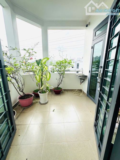 Bán CHDV giáp Quận 1 - 5 tầng 8PN Nguyễn Cửu Vân P.17 thu nhập 600 triệu/năm chỉ hơn 7 tỷ - 4