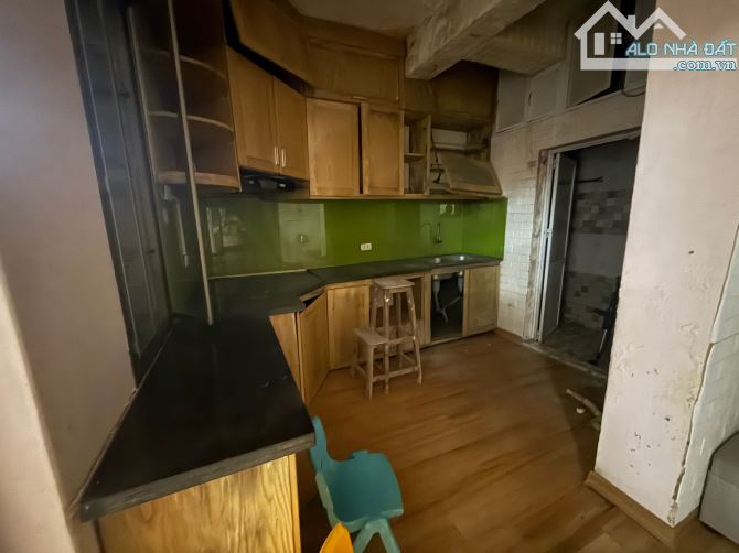 BÁN  CĂN HỘ TẬP THỂ CƠ KHÍ – TẦNG 2, 129 NGUYỄN TRÃI, THANH XUÂN. 80M2 – 2PN. 3,69 TỶ - 4