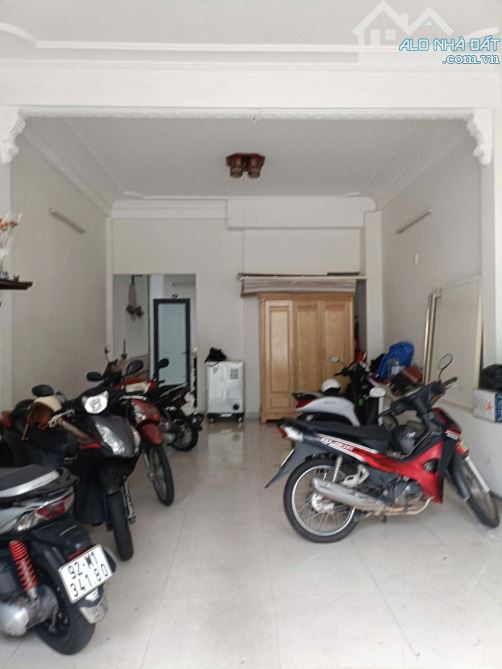 BÁN GẤP NHÀ MẶT TIỀN MỸ AN 16 - ĐANG CHO THUÊ 27 TRIỆU/ THÁNG - GIÁ 9,6 TỶ TL. GỌI HƯƠNG - 4