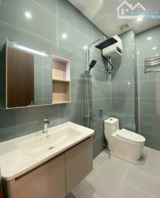 Bán nhà ngõ nông rộng Phủ Thượng Đoạn, Đông Hải 1, Hải An. 46m²dn, 3 tầng, chỉ 2,79 tỷ - 4