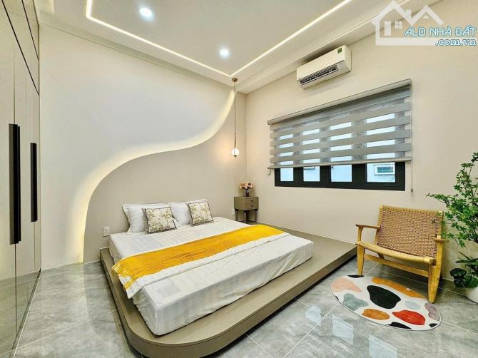 Bán nhà 64m2 Nguyễn Văn Quá,Q12 xây 3 tầng giá 2tỷ150.Gần công viên Cây Sộp.Hẻm 8m.Sẵn sổ - 4