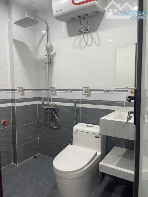Bán nhà Phúc Đồng cực đẹp, Full nội thất, 31m2, 5 tầng, giá chỉ 5.6 tỷ. - 4