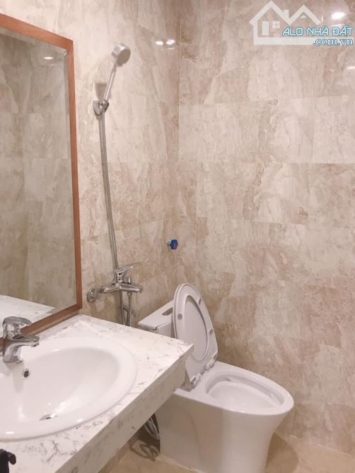 Chính chủ Bán nhà mặt ngõ 172  Phú Diễn, 40m², 5 tầng, đường 13m + vỉa hè, kD, nhỉnh 12tỷ - 4