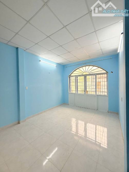 CƯ XÁ PHÚ LÂM A -2 TẦNG -P.12- Q.6- DT:38 M2- 4 TỶ 9 - 4