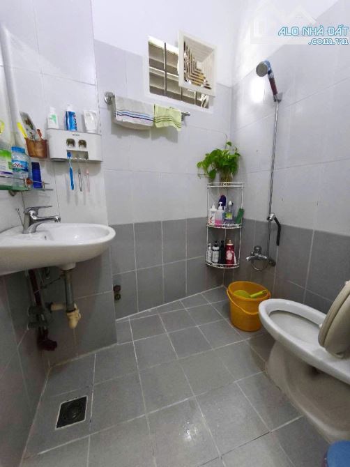 NHÀ GÒ VẤP 2 TẦNG ,2 PHÒNG NGỦ,ĐƯỜNG 3M GIÁ CHỈ 3T980. - 4