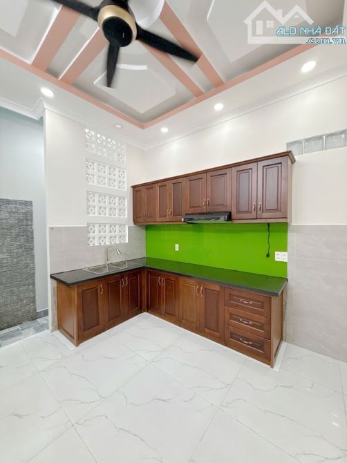 Mặt Tiền 4 Tầng - 4x20 - Tân Phong - Quận 7 - Nhỉnh 14 Tỷ - 4
