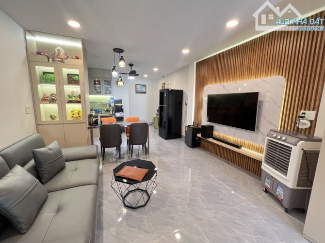 nhỉnh 6 tỷ - tăng nhơn phú a - full nội thất cao cấp - đường ô tô tránh - hoàn công đủ - 4