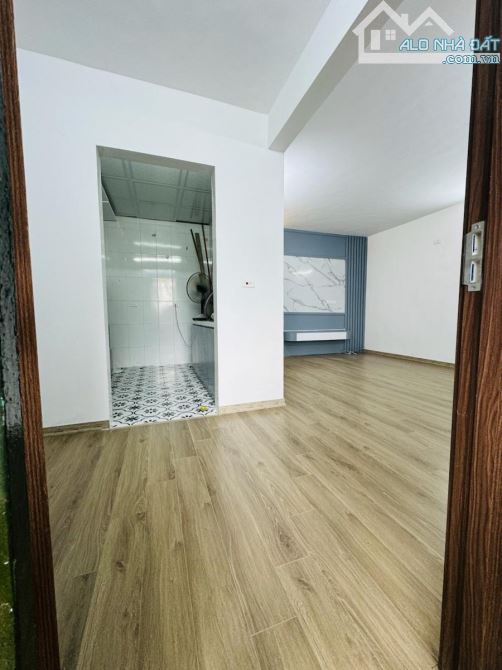 Bán tập thể Thanh Xuân Bắc 2 ngủ riêng - 90m2 - nhà đẹp ở ngay - 4