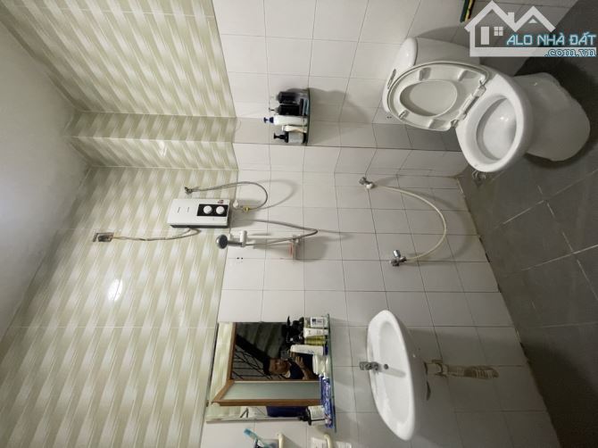 BÁN NHÀ HIỆP THÀNH 13 QUẬN 12 SÁT CHỢ, DT 60M²(4× 16), 2TẦNG BTCT, GIÁ SIÊU RẺ - 4