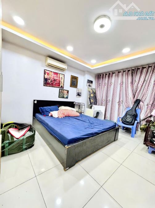 👉Nhà rẻ Ngay Chợ Tân Hương Tiện Ra các Quận hẻm xe hơi DT 6x17 1 lầu - 4