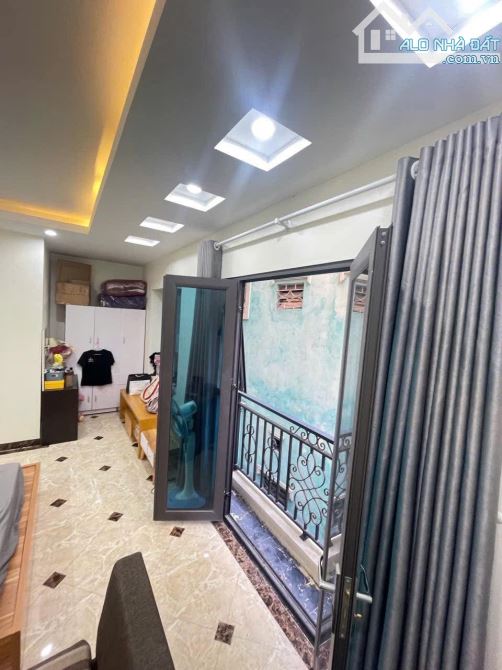 🔥🔥SIÊU HIẾM .NHÀ Ô ĐỒNG LẦM .ĐĐ. LÔ GÓC - 3 MẶT NGÕ - 3 BƯỚC RA HỒ. 50M2 5 TẦNG. 9,95 TỶ - 4