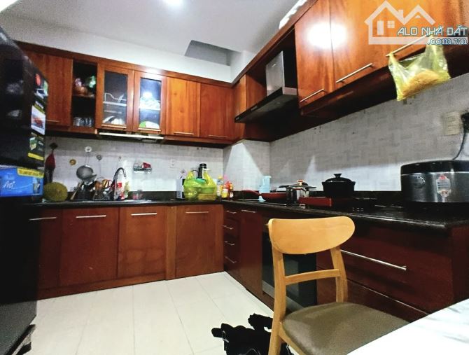 Nhà Hẻm 4M Thông 3 Mặt Tiền Lớn Nguyễn Tri Phương DT 30M2-5 Tầng Giá 7T2 - 4